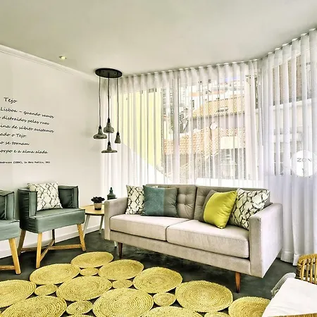 Apartamento Localtraveling Cathedral & Castle - Family Lisboa