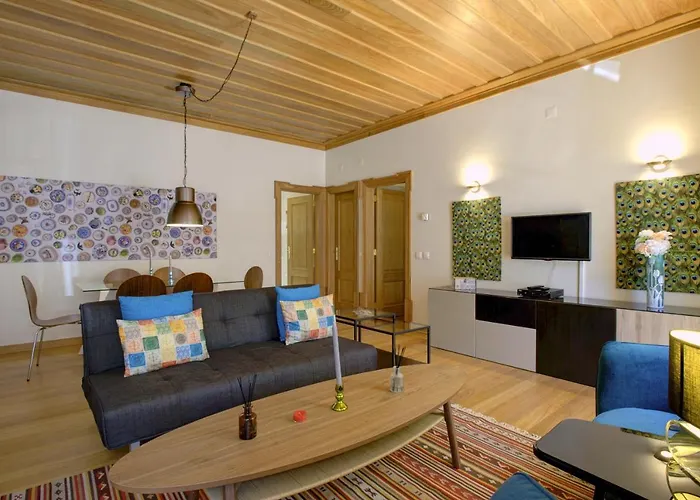 Localtraveling Cathedral & Castle - Family Apartment *